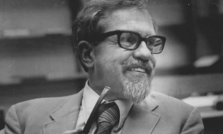 j-allen-hynek