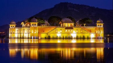 A Lifetime Experience to Jal Mahal While Jaipur Sightseeing Tour