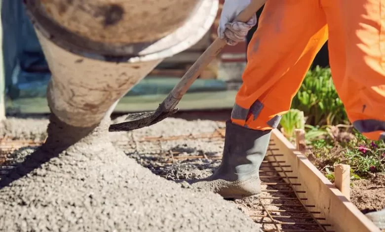 A Comprehensive Guide: How to Choose the Right Concrete Contractor